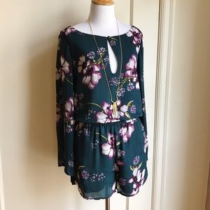 Cupcakes and Cashmere Hansens Floral Print Romper
