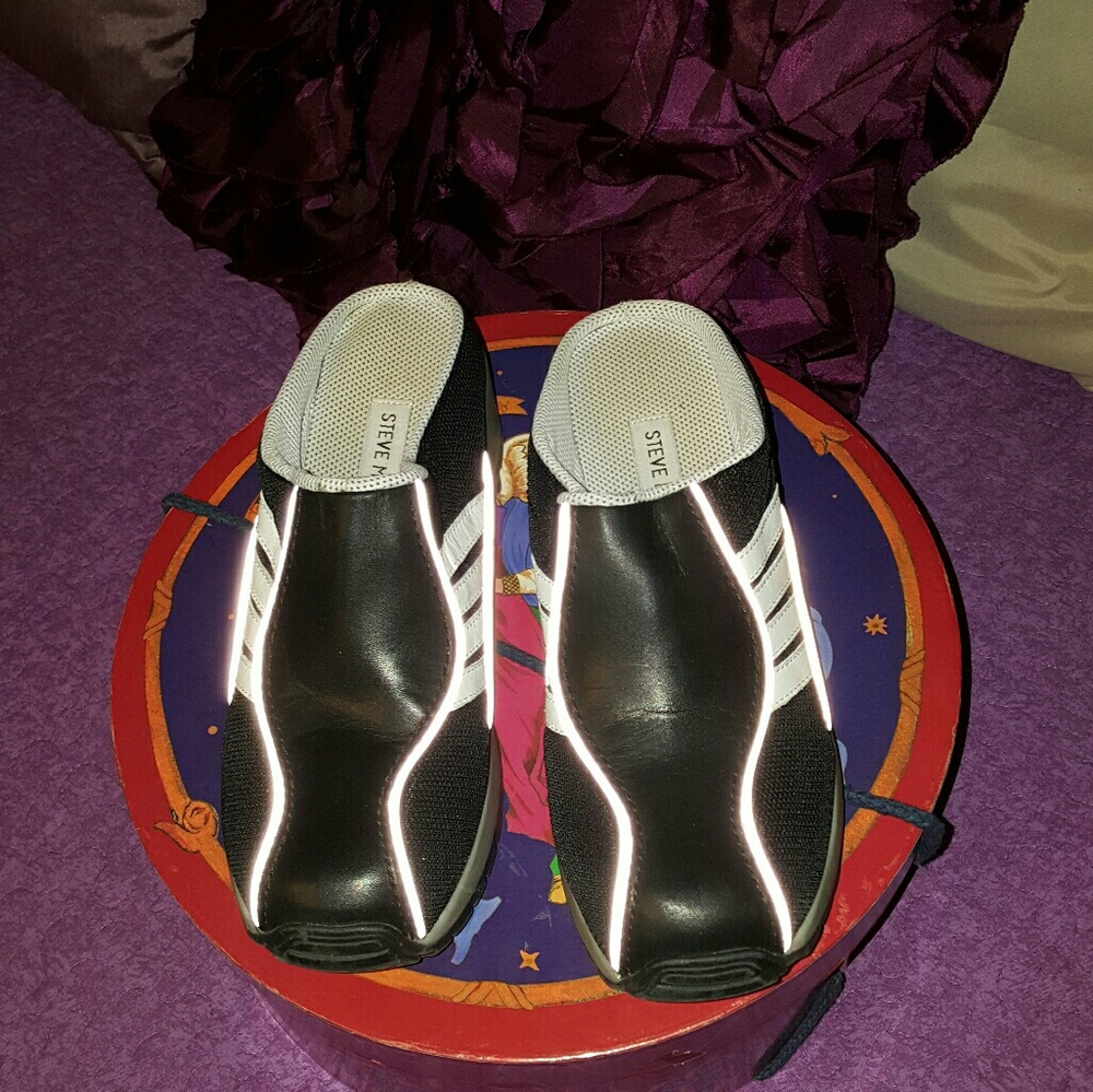 Steve Madden sneaker clogs