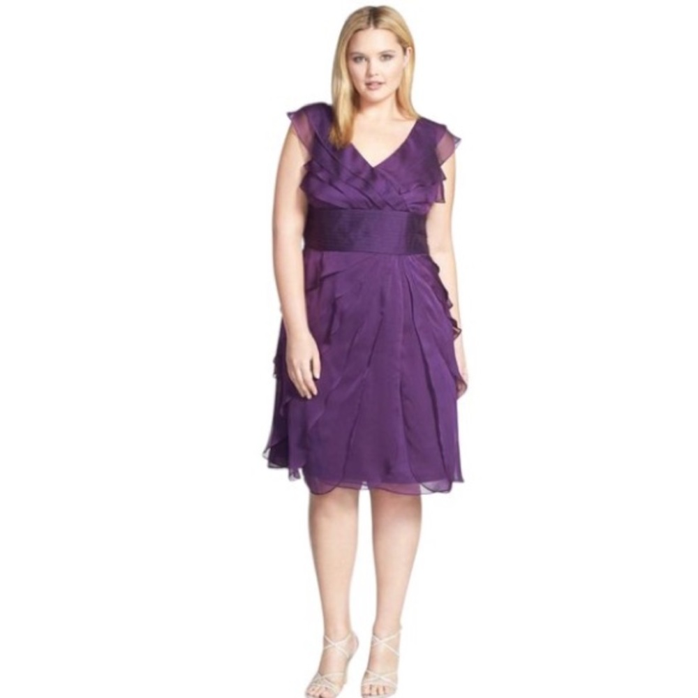NWT- Gorgeous purple cocktail dress