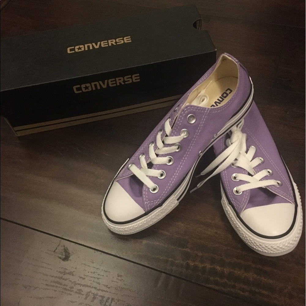 Purple converse! BRAND NEW! Never worn.