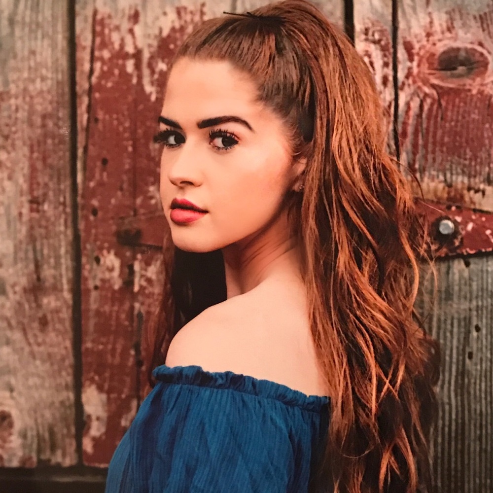 Meet your Posher, Jessica💀🌸