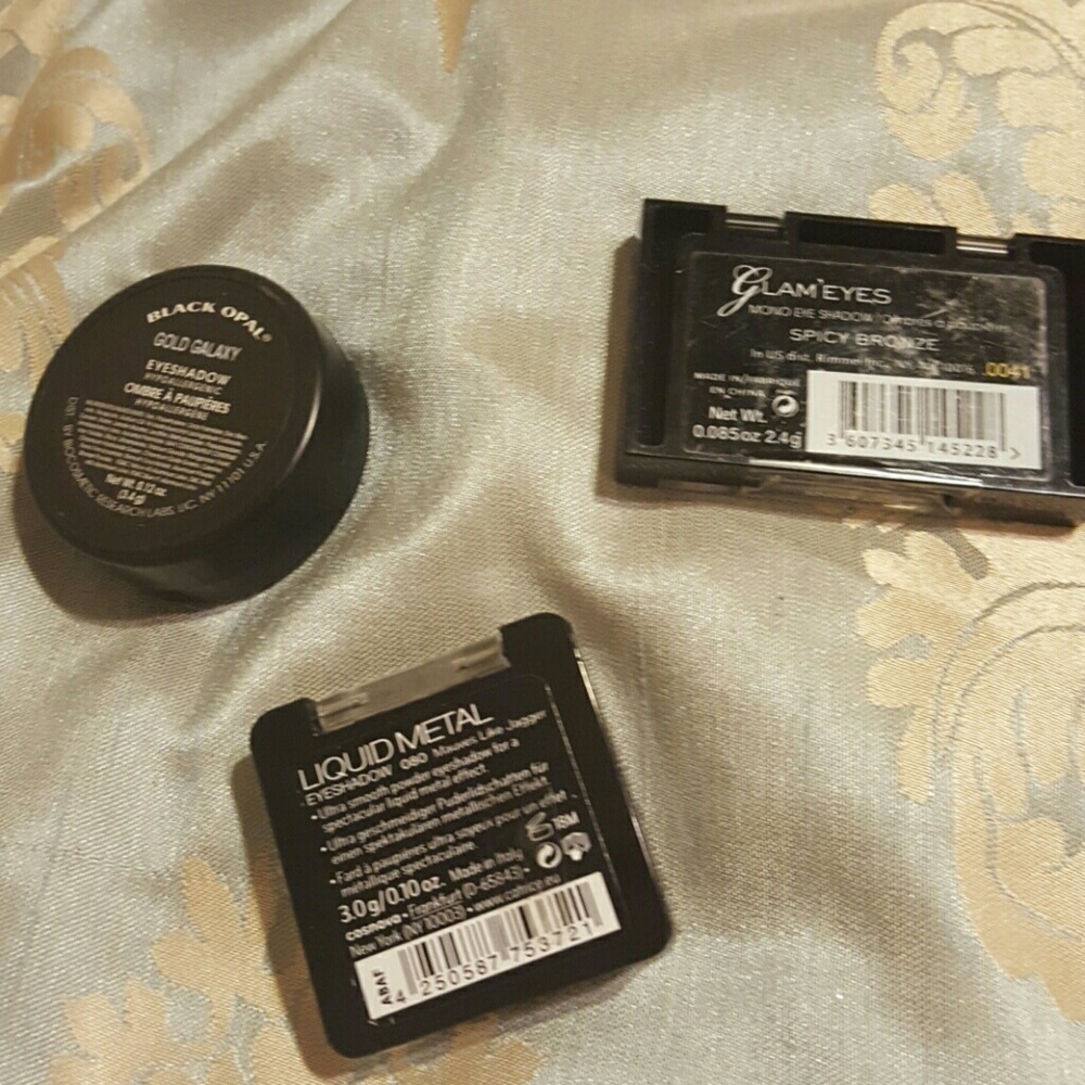 Assorted Eyeshadow bundle - Picture 5 of 5