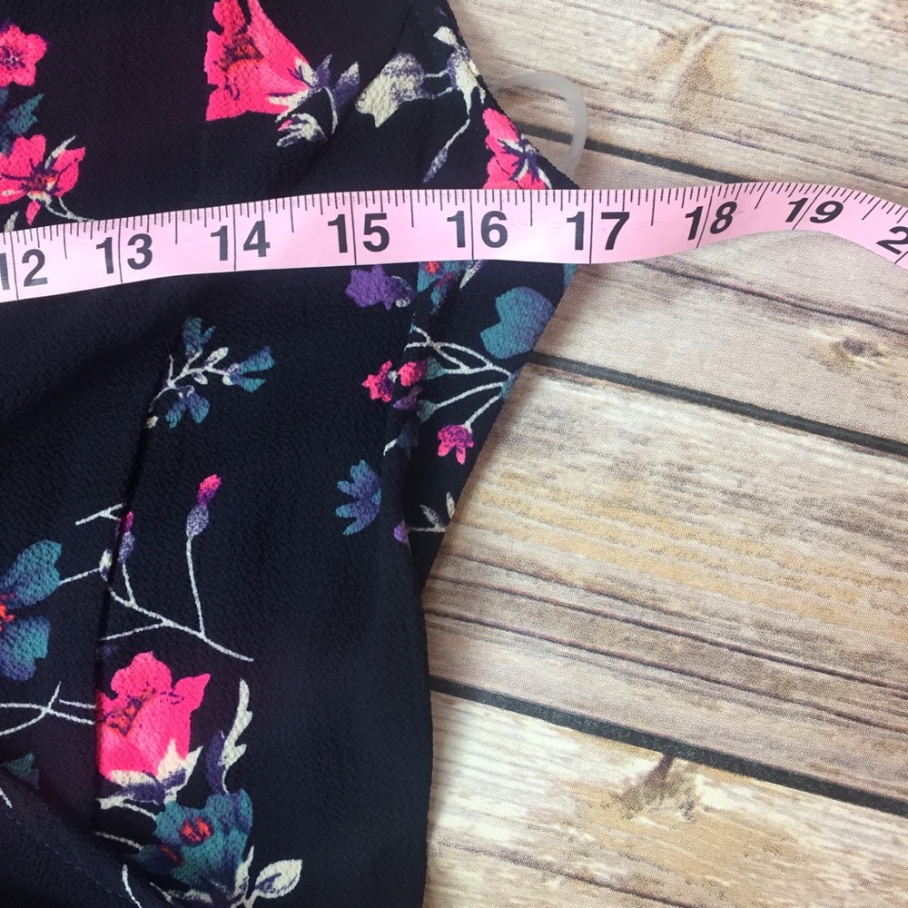 SALE Last one!!! Small Black floral romper - Picture 5 of 8