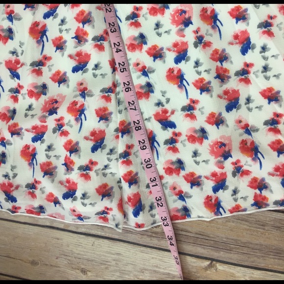 Last 1! SMALL Flirty floral sundress - Picture 5 of 8