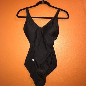 🌸 Black Speedo One-Piece Swimsuit 🌸