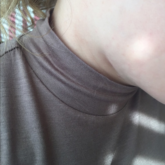 Taupe Sleeveless Dress 🐫 - Picture 4 of 5