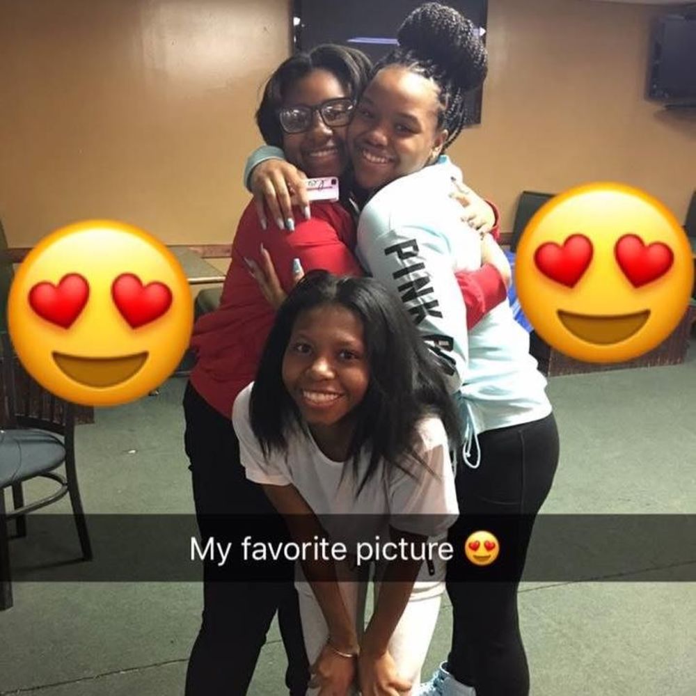 Meet your Posher, Asha