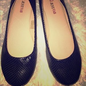 Just Fab Flats size 7.5