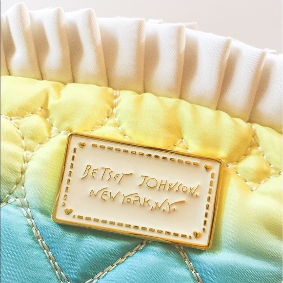 Betsey Johnson rainbow color makeup/cosmetic bag - Picture 2 of 6