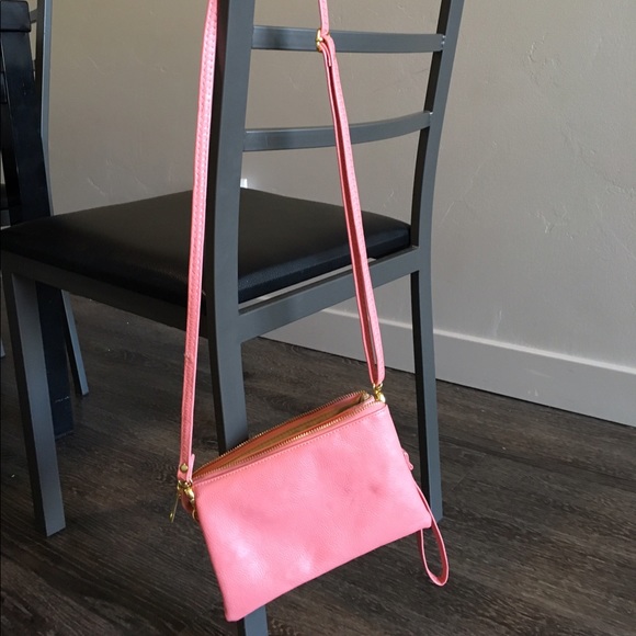 Leather sling purse - Picture 1 of 2