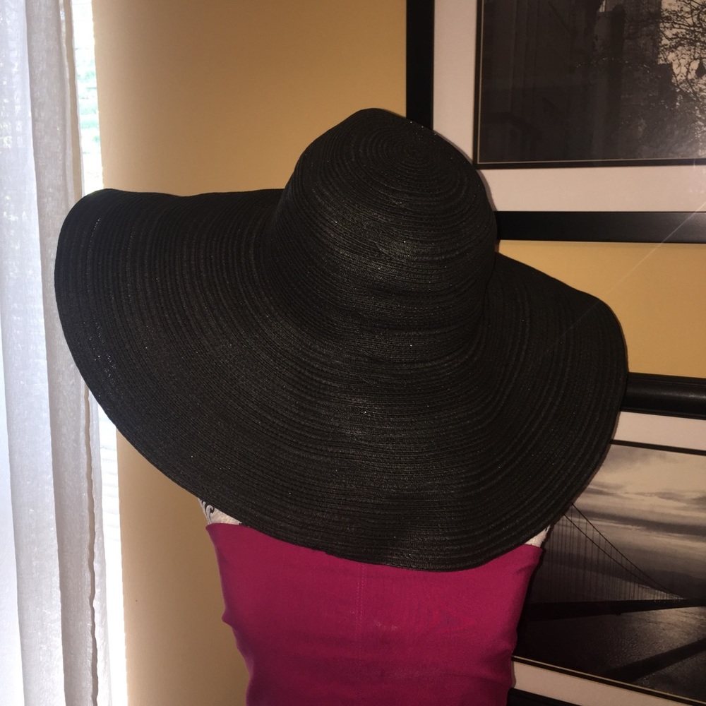Black H&M straw wide brim hat