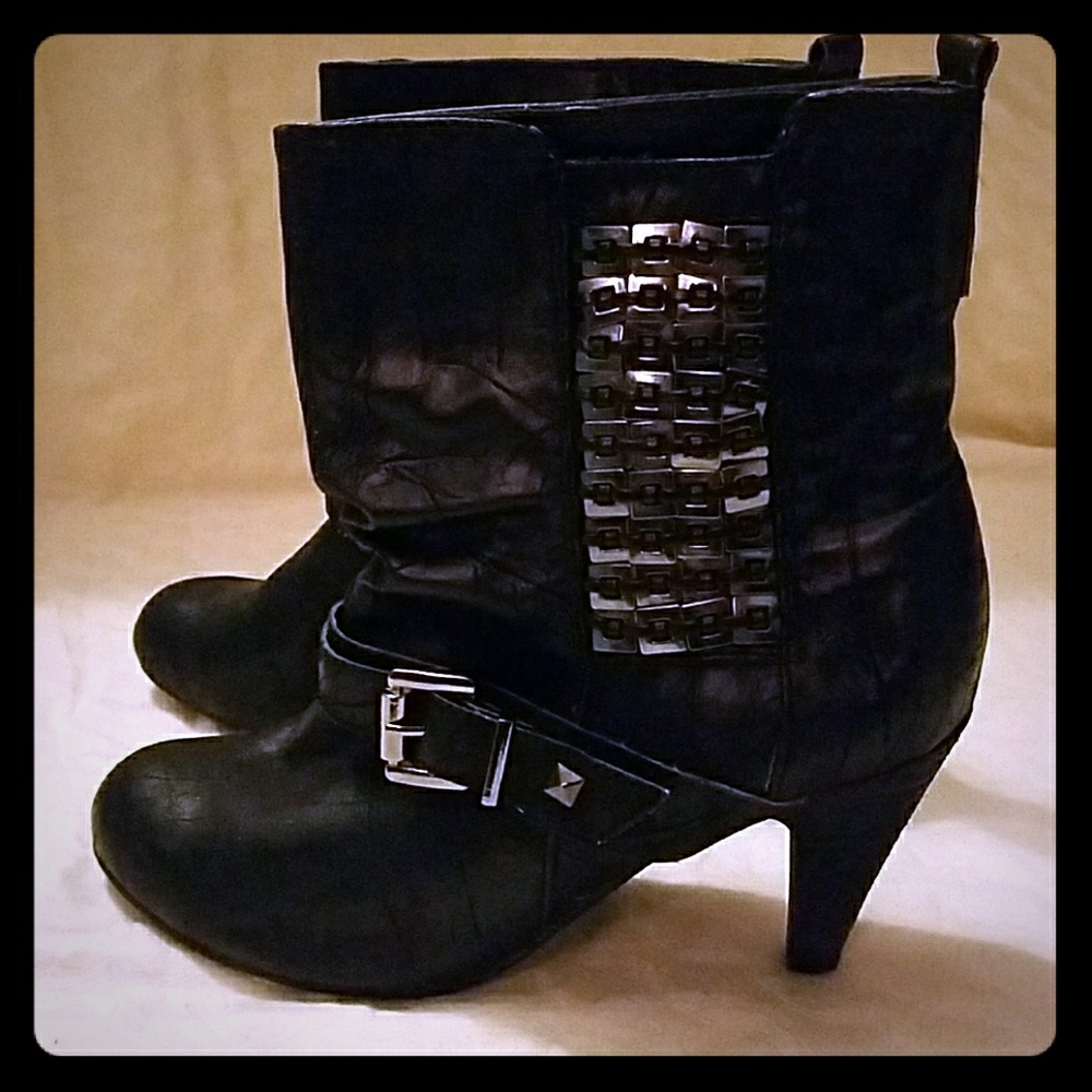 Sledge hammer booties!