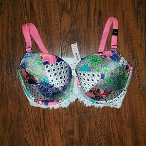 New VS bra