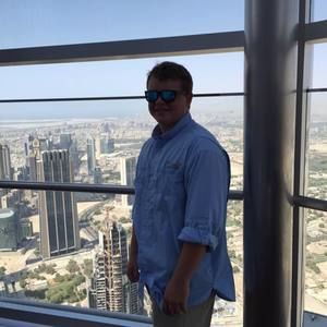 Meet your Posher, Dustin