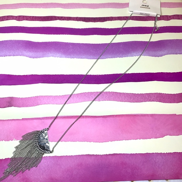 ✨NWT MOA Necklace & Earrings set from France💙 - Picture 5 of 8