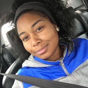 Meet your Posher, Mikeisha