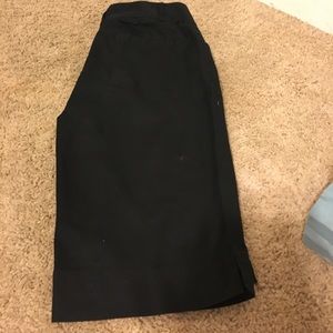 Cutter&Buck  size 2 black Bermuda NWOT