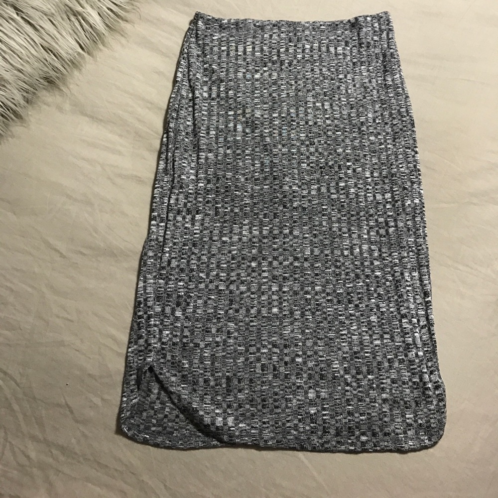 PACSUN stretch pencil skirt, never worn.