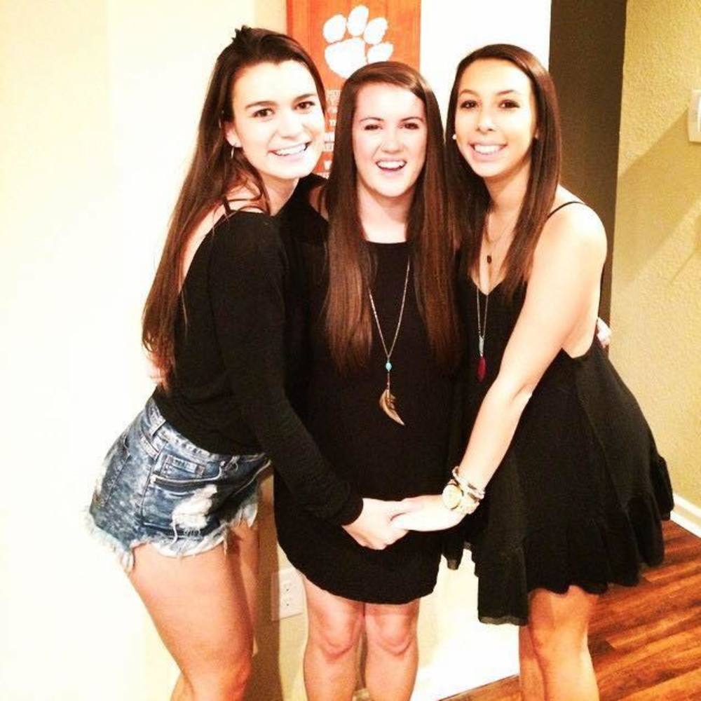 Meet your Posher, Caitlin