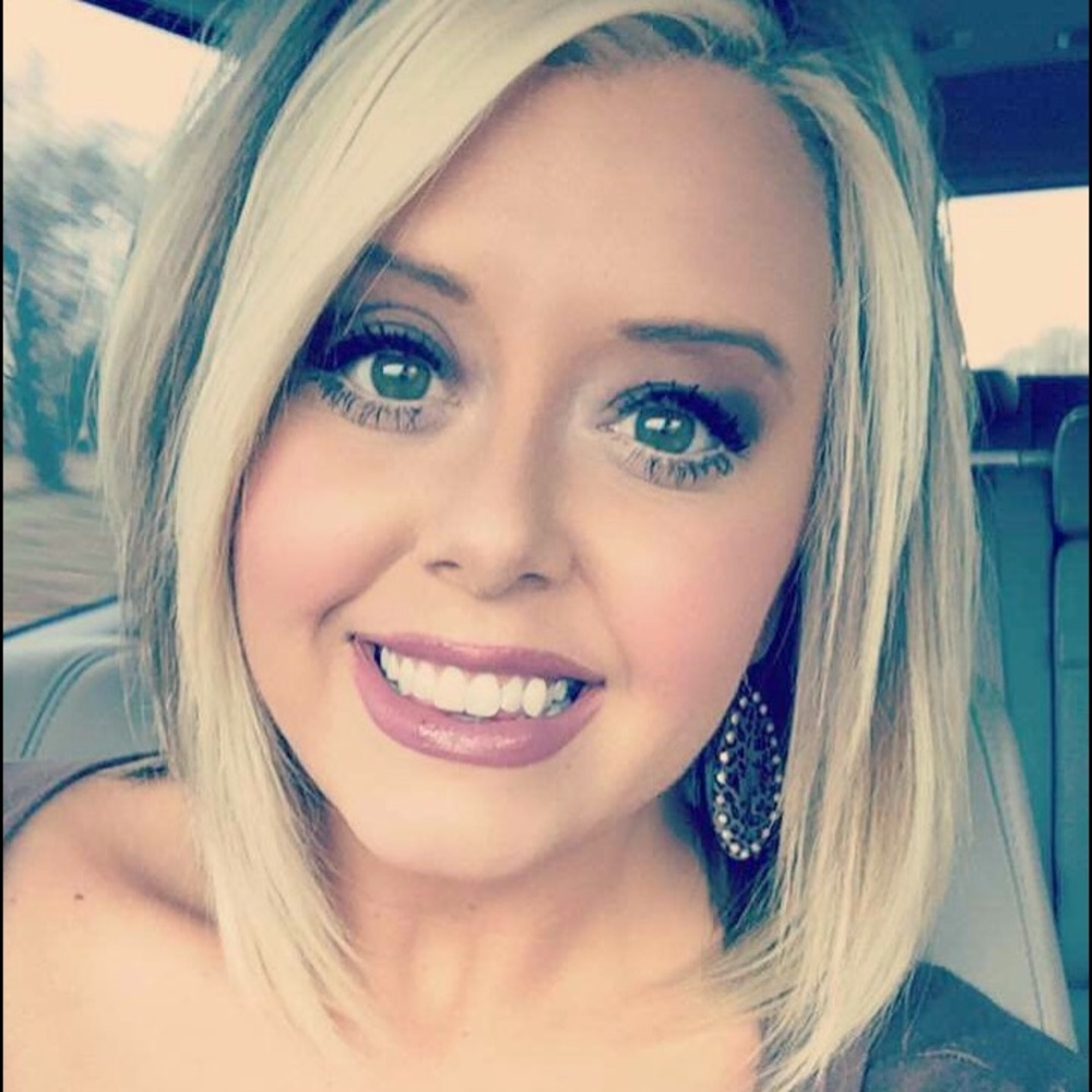 Meet your Posher, Stephanie