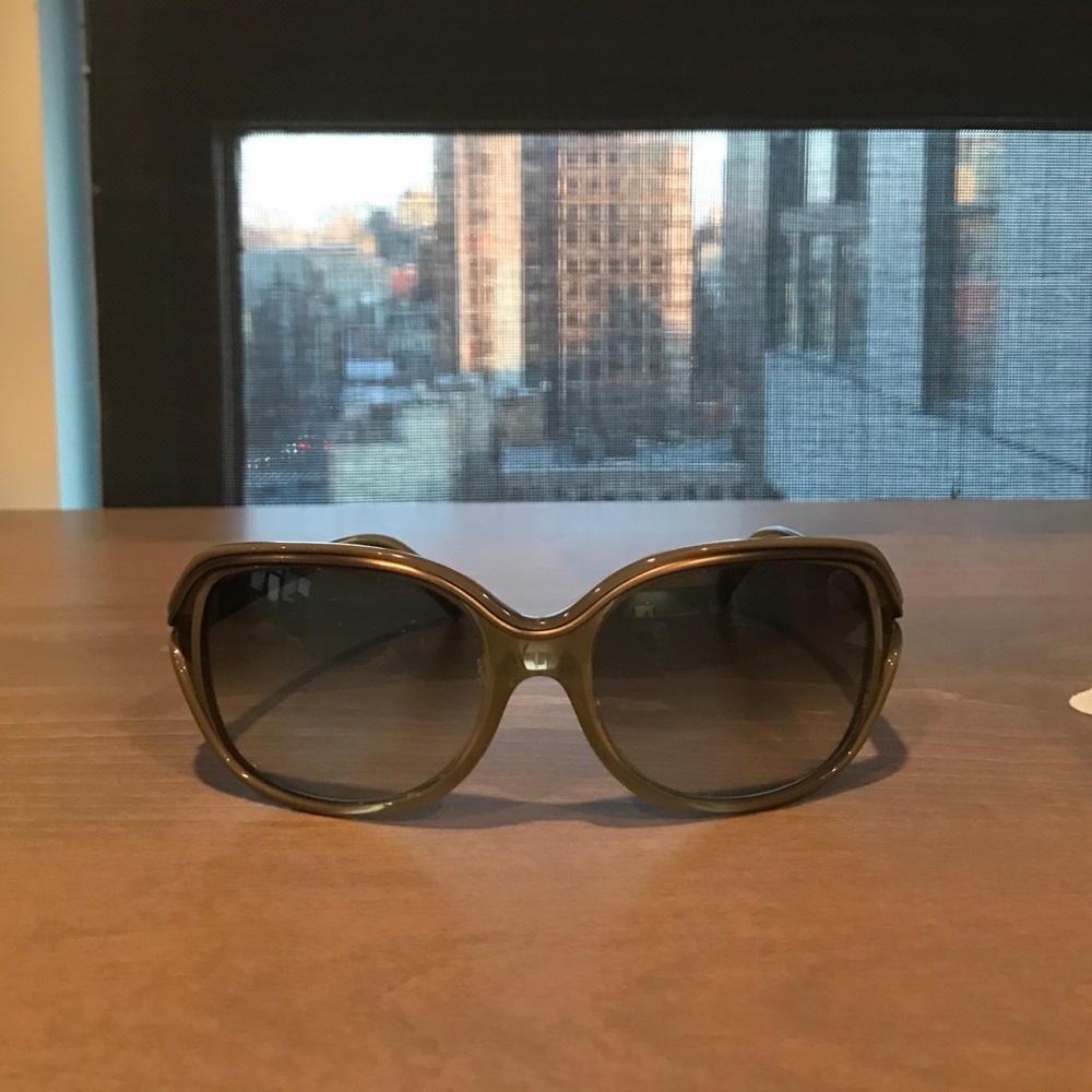 Chloe Sunglasses - Olive Green Acetate Frames