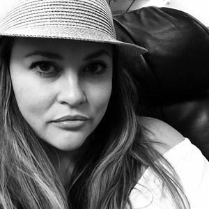 Meet your Posher, Suzie