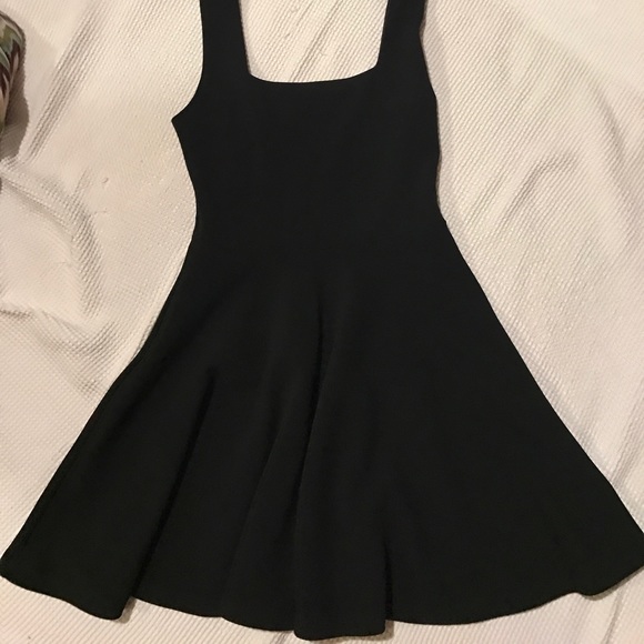 3 Dress Summer Bundle😍 - Picture 3 of 5