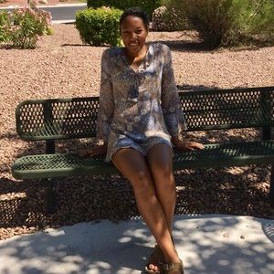 Meet your Posher, Nia