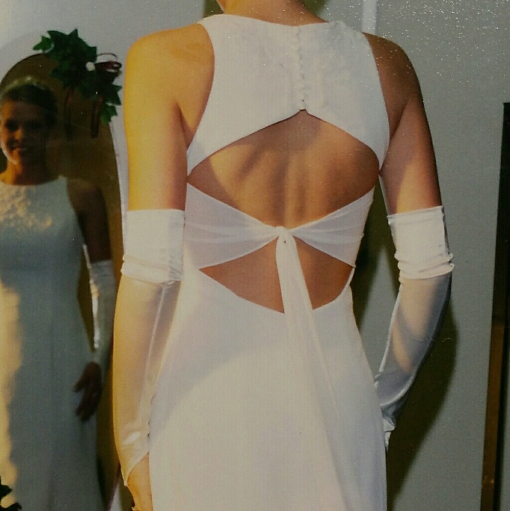 Jacquelin Exclusive - Picture 2 of 4