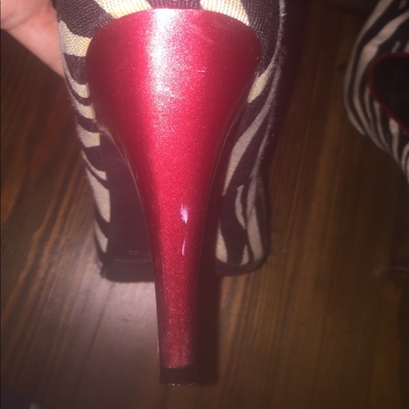 Zebra print stilletos - Picture 5 of 5