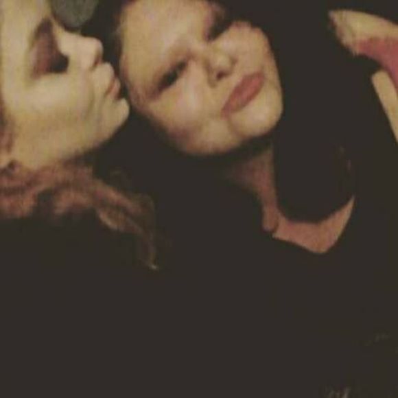 Meet your Posher, Emily - Picture 1 of 1