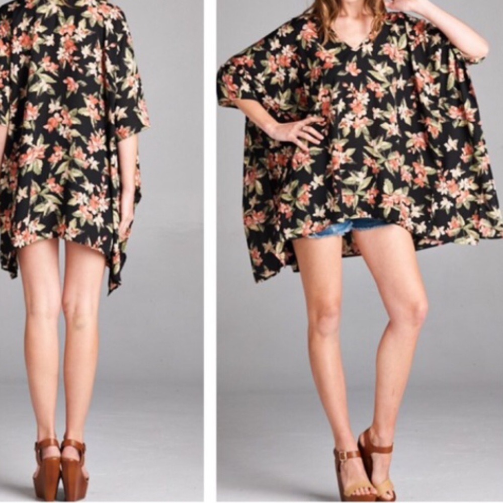 ❗️Floral Cape Tunic - Picture 4 of 4
