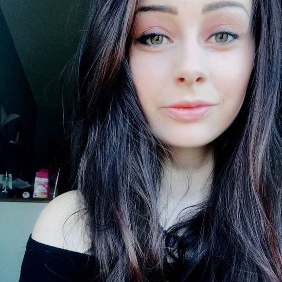 Meet your Posher, Kayla - Picture 1 of 1