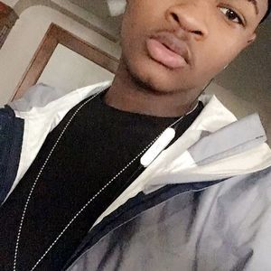 Meet your Posher, Wayne