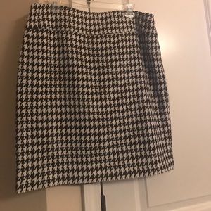 The Limited Collection Houndstooth Skirt