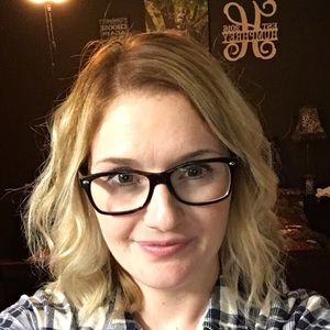 Meet your Posher, Jocelyn