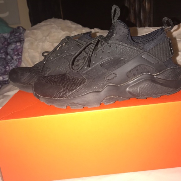 ‼️ Air Huarache ‼️ - Picture 1 of 3