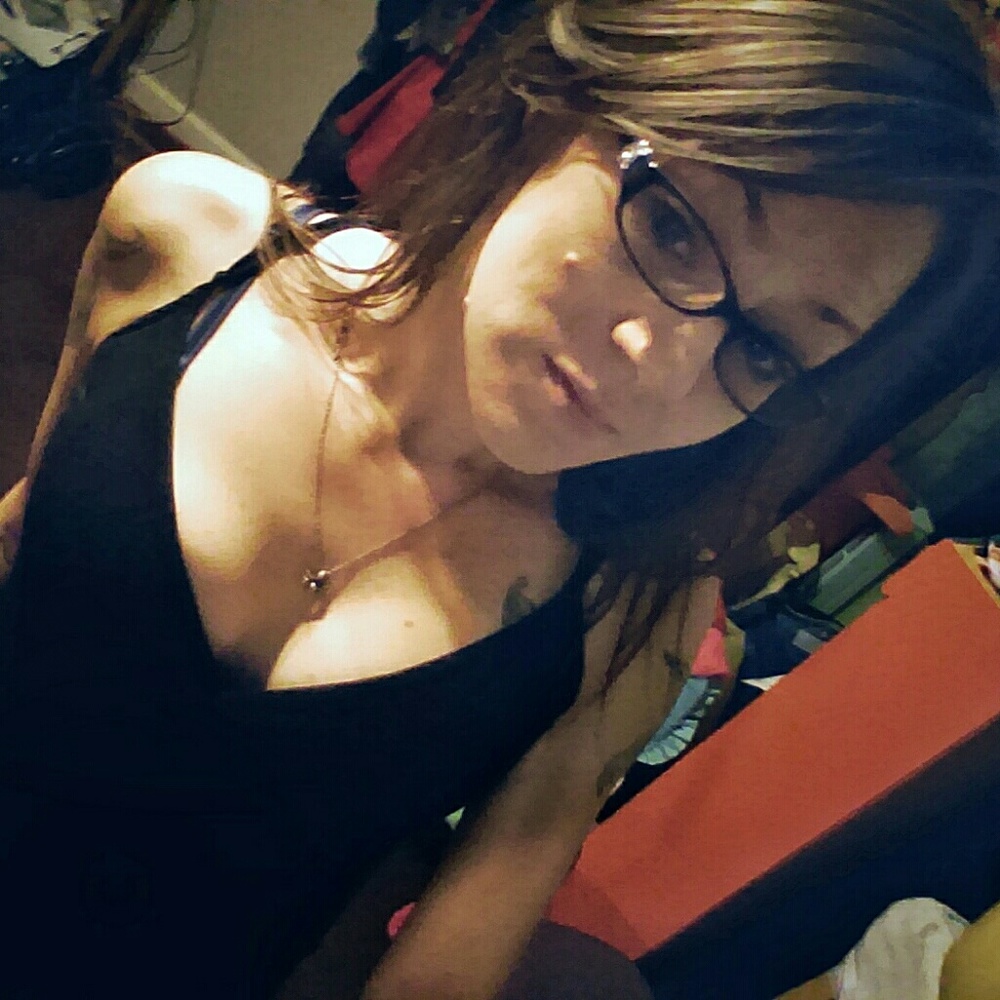 Meet your Posher, Aimy