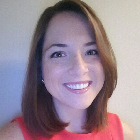 Meet your Posher, Natalie - Picture 2 of 3