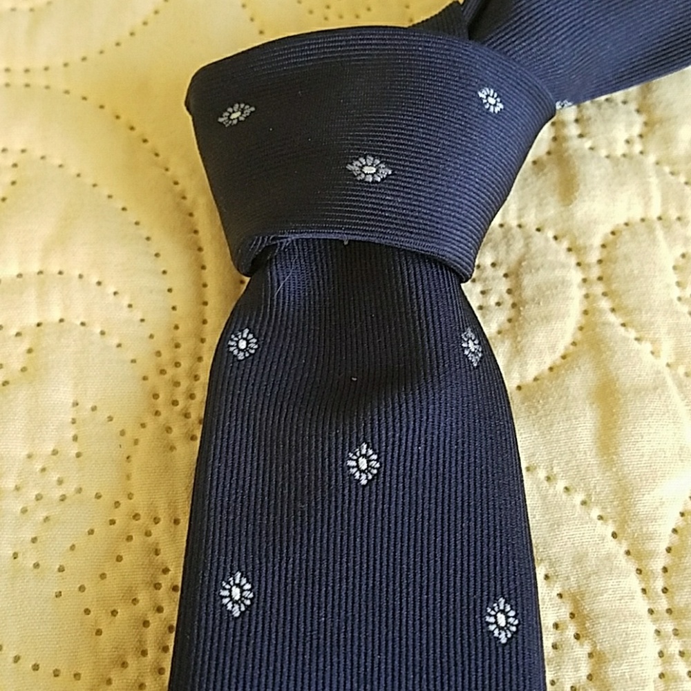 Boys tie