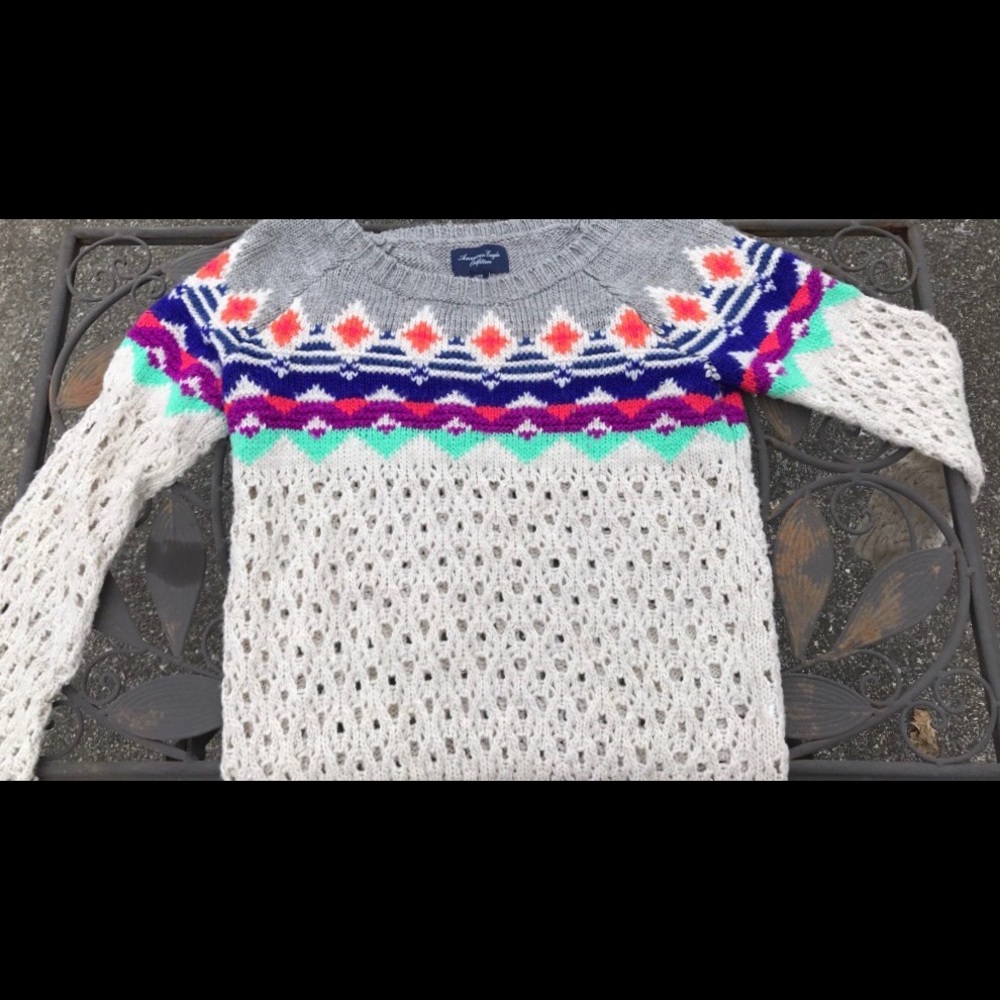 American eagle sweater
