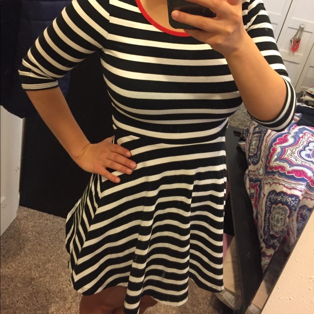 Express 3/4th sleeve dress.