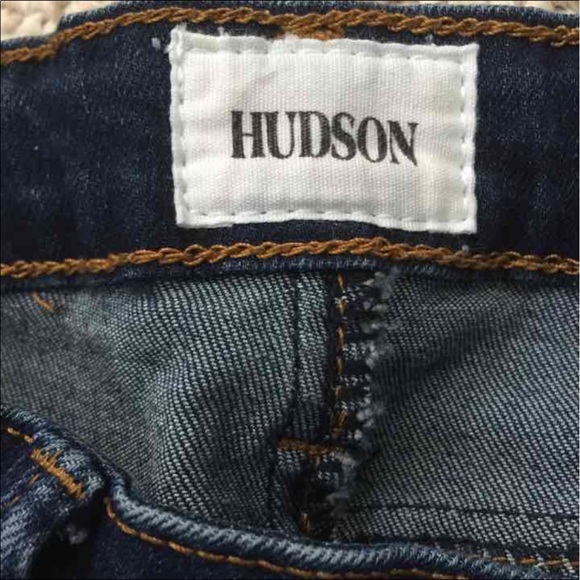 Girls NWOT distressed denim shorts size 12 - Picture 4 of 4