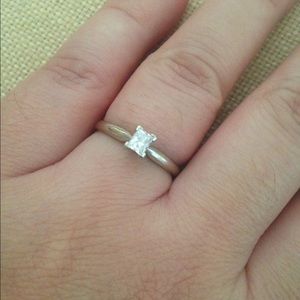 Diamond Solitaire Ring Princess-Cut 14K White Gold