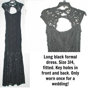 Beautiful Floor-Length Black Lace Gown