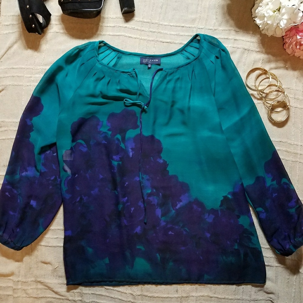 Jones New York Sheer floral blouse