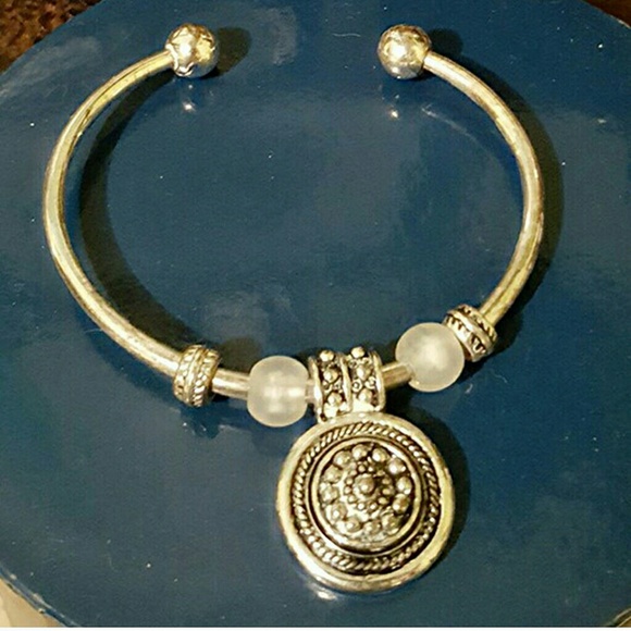 Bracelet - Picture 2 of 2