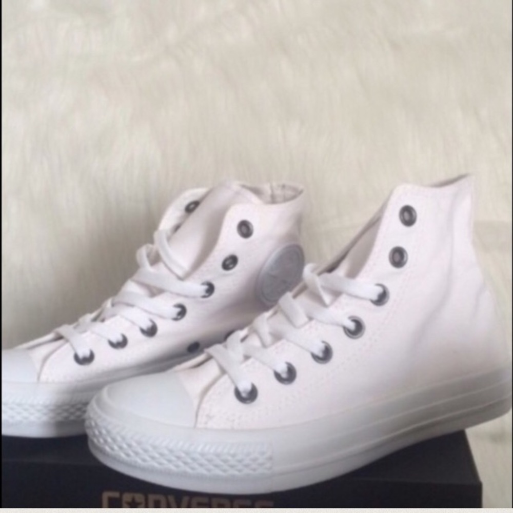 đ°SALE! CONVERSE WHITE WOMENS MONOCHROME - Picture 3 of 5