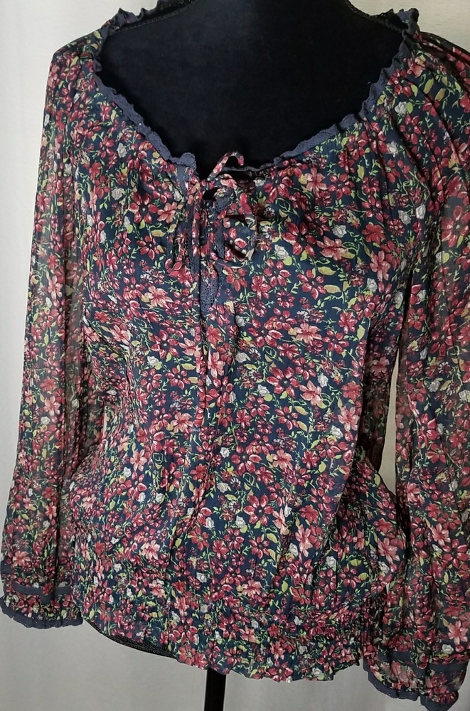 Long sleeve Floral Decree top