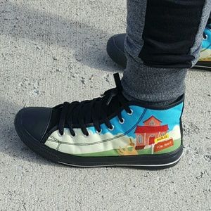 Meet your Posher, Toni